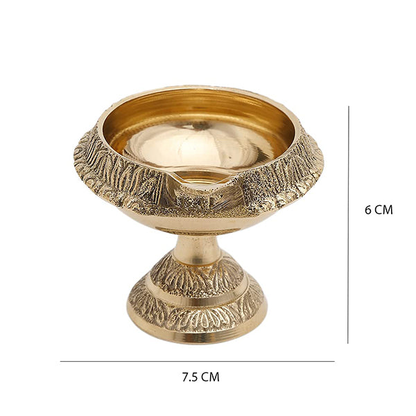 Brass Metal Deepak On Stand, Standard, Gold