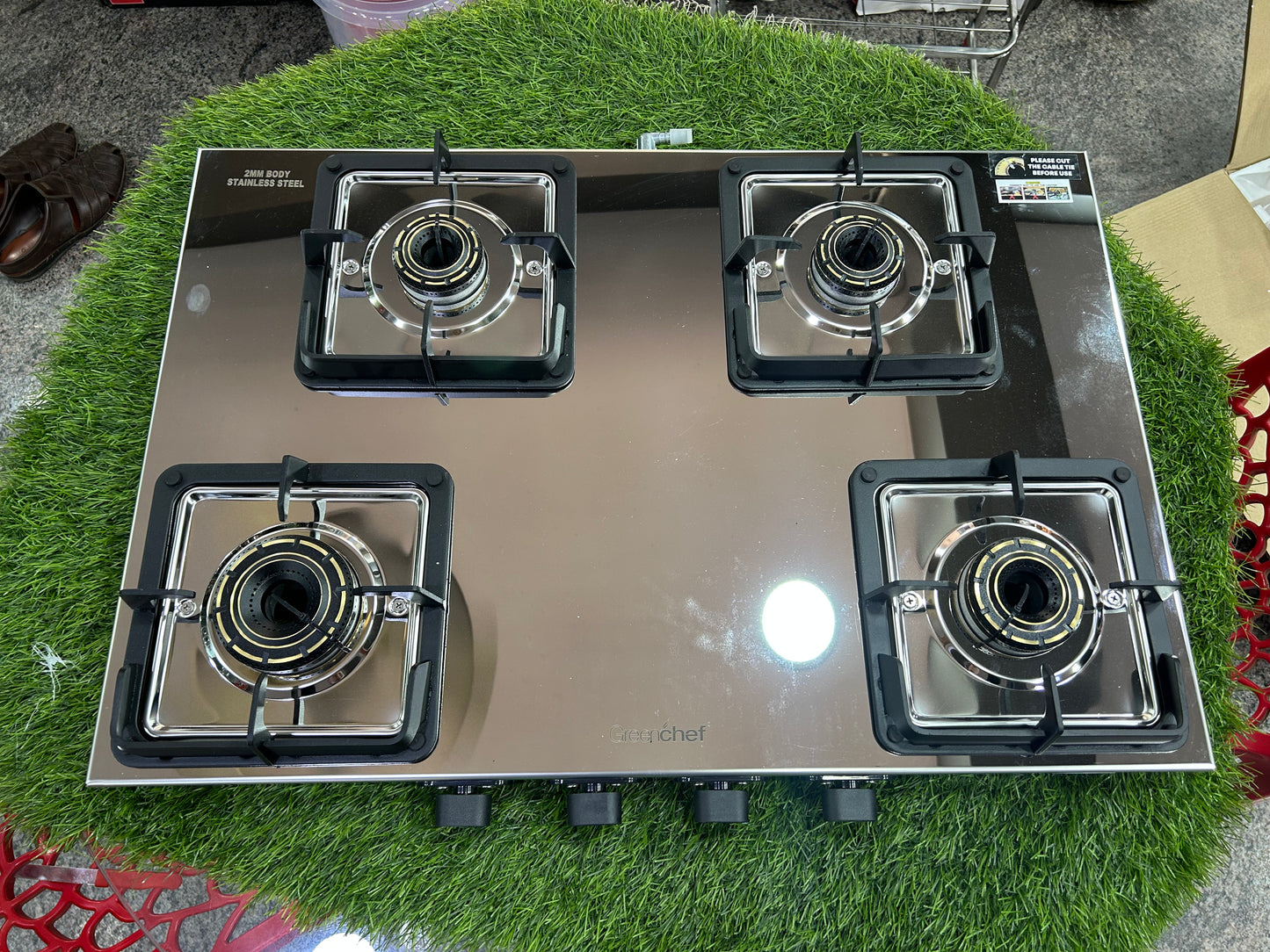 Greenchef Primex 4-Burner Stainless Steel Gas Stove| Free STEEL Cooker 5ltr,3 ltr,2 ltr cooker 

Upgrade your kitchen with the Greenchef Primex 4-Burner Stainless Steel Gas Stove, designed for modern Indian kitchens. Its premium 2mm stainless-steel body,