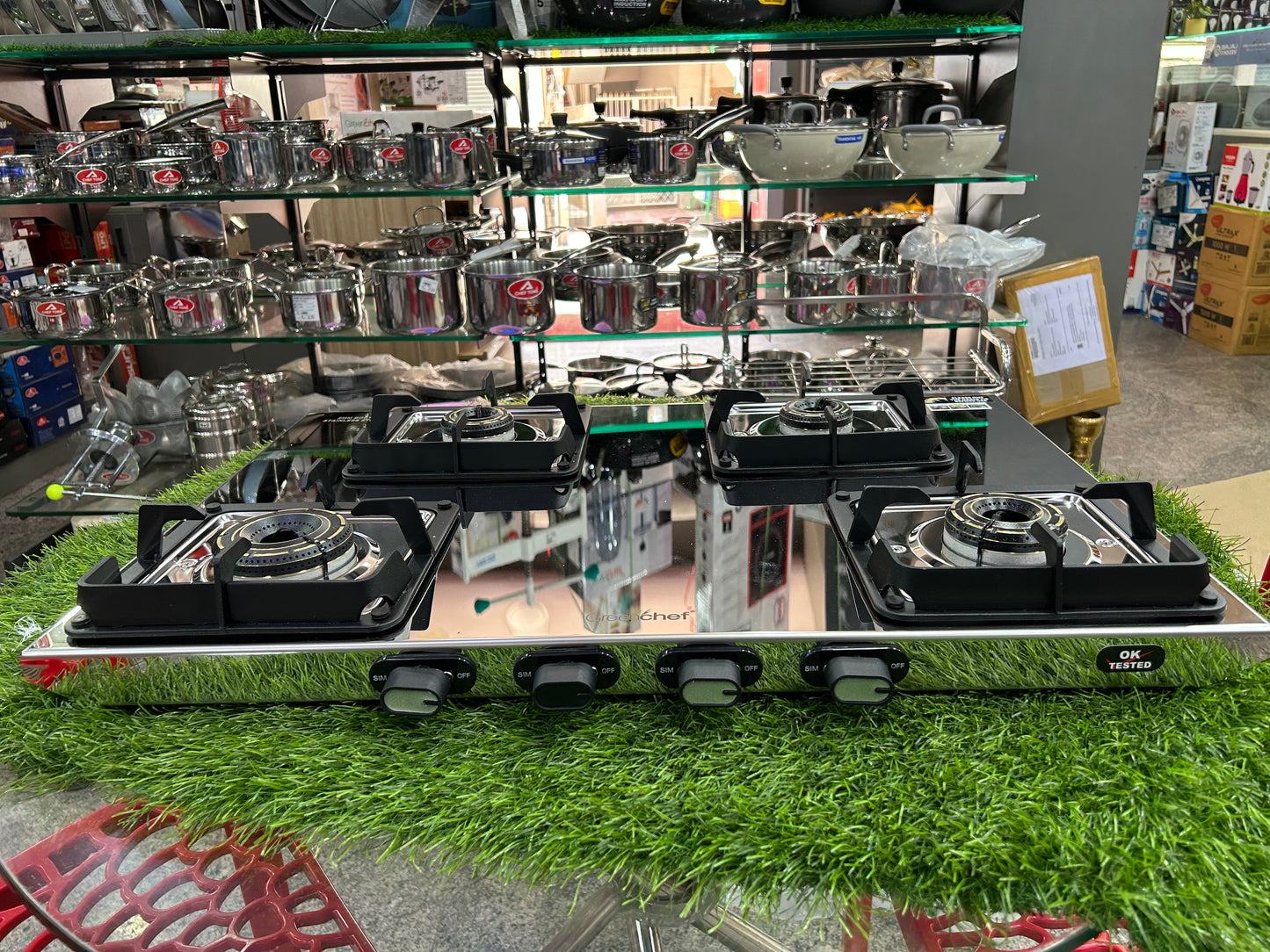 Greenchef Primex 4-Burner Stainless Steel Gas Stove| Free STEEL Cooker 5ltr,3 ltr,2 ltr cooker 

Upgrade your kitchen with the Greenchef Primex 4-Burner Stainless Steel Gas Stove, designed for modern Indian kitchens. Its premium 2mm stainless-steel body,