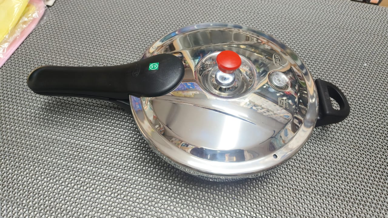 Endura Triply Stainless Steel  Pressure Cooker with Induction Bottom
