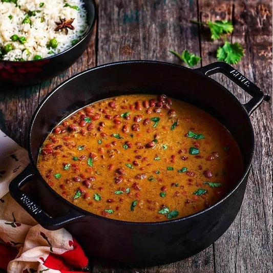 Meyer Pre-Seasoned Cast Iron Dutch Oven/Sauteuse With Glass Lid, 24cm